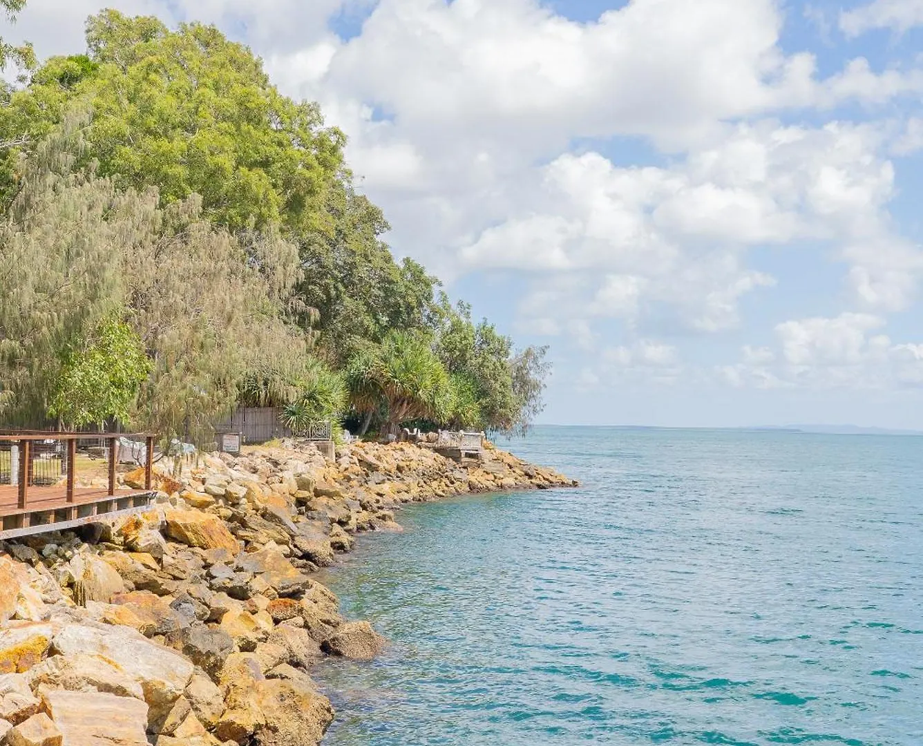 Belle'S On Ballow - Kookaburra Lodge - Absolute Waterfront Amity Point Apartamento