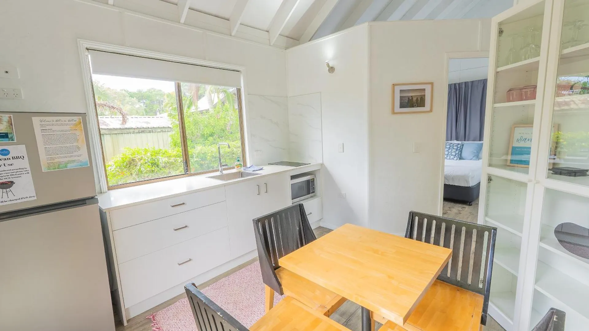 Belle'S On Ballow - Kookaburra Lodge - Absolute Waterfront Amity Point 0*,  Austrália